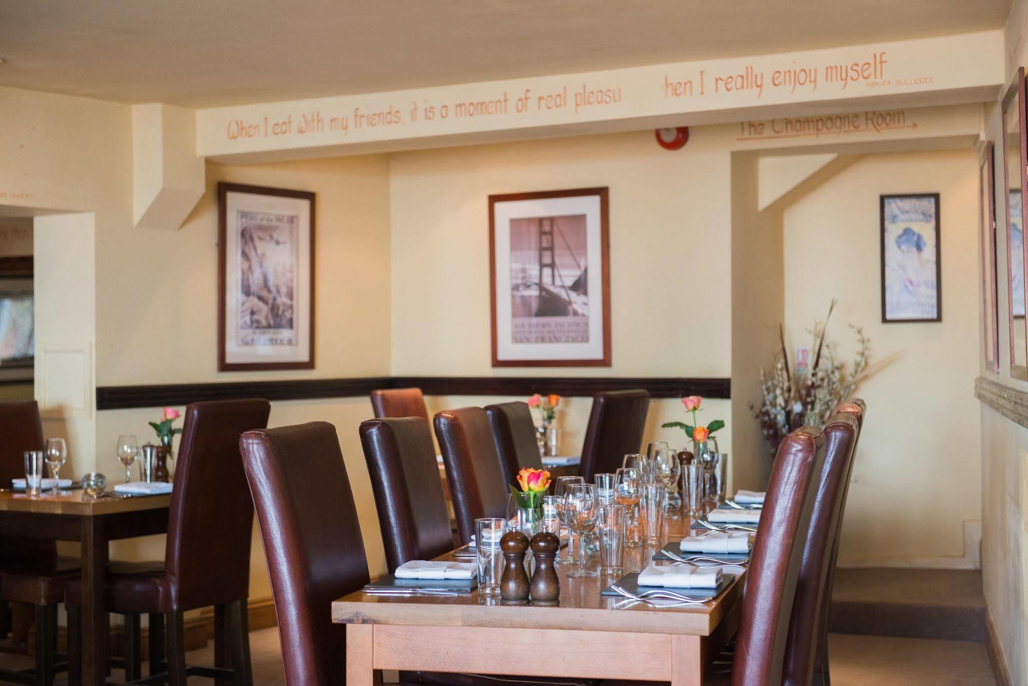 Rose & Crown Hotell Yealmpton Exteriör bild
