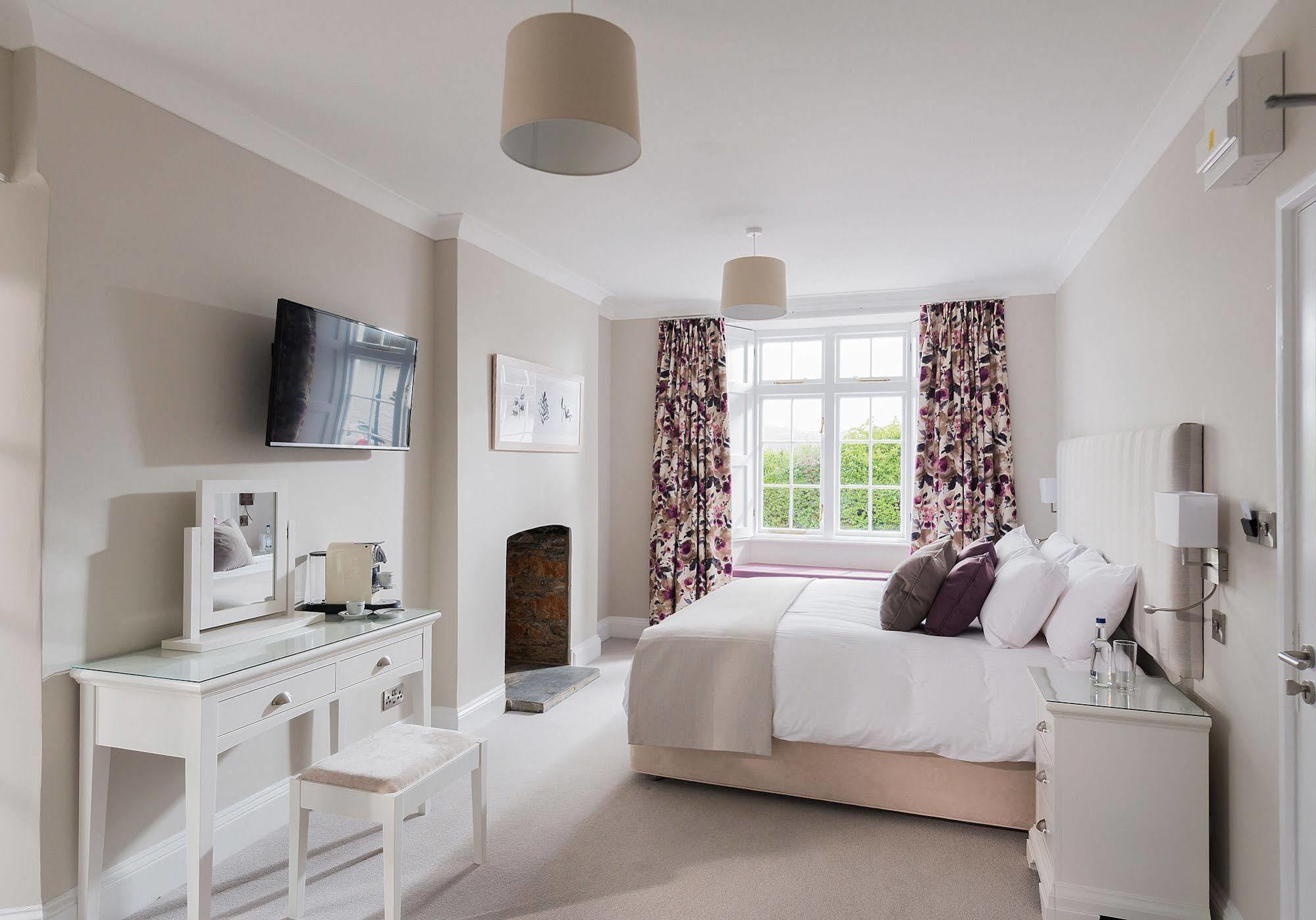 Rose & Crown Hotell Yealmpton Exteriör bild