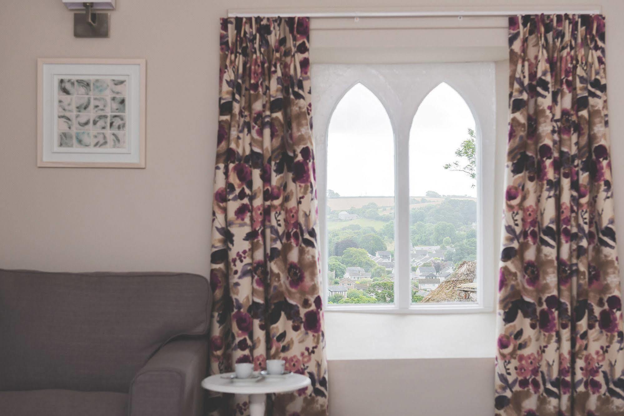 Rose & Crown Hotell Yealmpton Exteriör bild