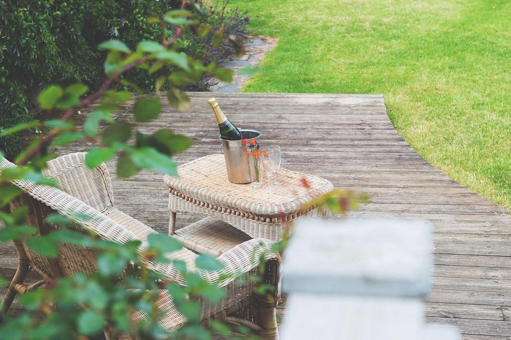 Rose & Crown Hotell Yealmpton Exteriör bild
